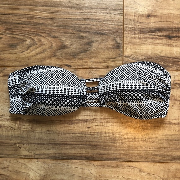 Victoria's Secret Other - Victoria’s Secret Bathing Suit Top